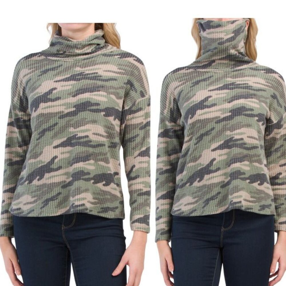 🤩Women long Sleeve Top SZ M Travel Convertible Mask Cowl Neck Shirt Camo green
